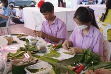 กองการศึกษาเทศบาลนครแม่สอด จัดการแข่งขันประกวดกระทง ประเภทสวยงาม โครงการจัดงานประเพณีลอยกระทง ประจำปีงบประมาณ พ.ศ. 2567