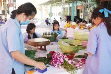 กองการศึกษาเทศบาลนครแม่สอด จัดการแข่งขันประกวดกระทง ประเภทสวยงาม โครงการจัดงานประเพณีลอยกระทง ประจำปีงบประมาณ พ.ศ. 2567