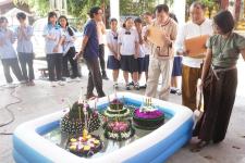 กองการศึกษาเทศบาลนครแม่สอด จัดการแข่งขันประกวดกระทง ประเภทสวยงาม โครงการจัดงานประเพณีลอยกระทง ประจำปีงบประมาณ พ.ศ. 2567