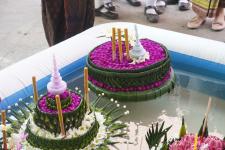 กองการศึกษาเทศบาลนครแม่สอด จัดการแข่งขันประกวดกระทง ประเภทสวยงาม โครงการจัดงานประเพณีลอยกระทง ประจำปีงบประมาณ พ.ศ. 2567