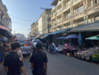 เจ้าหน้าที่เทศกิจ ออกตรวจความเรียบร้อยและจัดระเบียบตลาดเทศบาลนครแม่สอด 28 พ.ย.2566