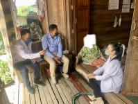 ลงพื้นที่ร่วมกับสมาชิกสภาเทศบาลนครแม่สอดและคณะกรรมการสภาองค์กรชุมชนเทศบาลนครแม่สอดลงพื้นที่ติดตามการปรับสภาพที่อยู่อาศัยแก่ครัวเรือนมีรายได้น้อย