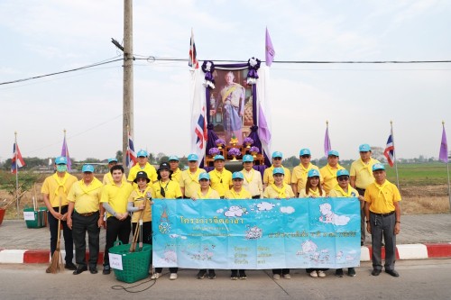 กองการเจ้าหน้าที่ เทศบาลนครแม่สอด ร่วมกิจกรรมจิตอาสาปรับภูมิทัศน์เส้นทางเสด็จฯ ถนนทางหลวงชนบท 3050