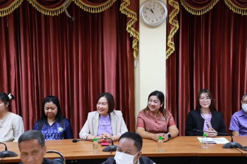 ต้อนรับ นายสุมิตร กัญจะนะ ผู้อำนวยการกองสวัสดิการสังคม พร้อมคณะจากเทศบาลเมืองท่าผา อำเภอบ้านโป่ง จังหวัดราชบุรี