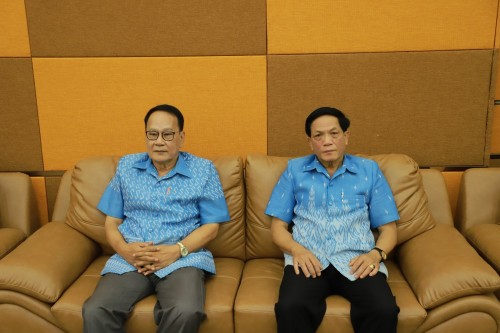 ประชุมคณะกรรมการชุมชน ทั้ง 20 ชุมชน ในเขตเทศบาลนครแม่สอด เพื่อสร้างปฏิสัมพันธ์อันดี ระหว่างเทศบาลนครแม่สอด และคณะกรรมการชุมชน ทั้ง 20 ชุมชน