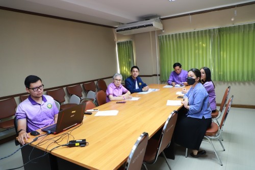 กองยุทธศาสตร์และงบประมาณ เข้าร่วมการอบรม เรื่อง การตรวจสอบข้อมูลหมุดหมายแผนพัฒนาเศรษฐกิจและสังคมแห่งชาติ ฉบับที่ 13 (พ.ศ.2566 - 2570) ในแผนพัฒนาขององค์กรปกครองส่วนท้องถิ่น (ผ่าน Facebook Live)