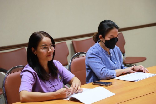 กองยุทธศาสตร์และงบประมาณ เข้าร่วมการอบรม เรื่อง การตรวจสอบข้อมูลหมุดหมายแผนพัฒนาเศรษฐกิจและสังคมแห่งชาติ ฉบับที่ 13 (พ.ศ.2566 - 2570) ในแผนพัฒนาขององค์กรปกครองส่วนท้องถิ่น (ผ่าน Facebook Live)