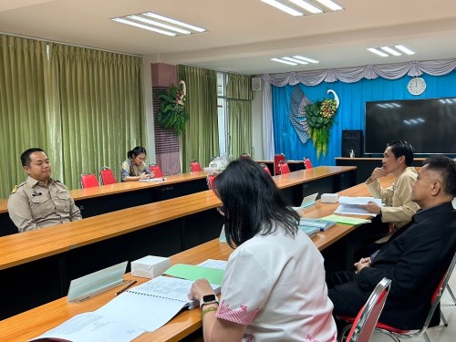 การประเมินผลงานเพื่อเลื่อนและแต่งตั้งให้ดำรงตำแหน่งในระดับที่สูงขึ้น