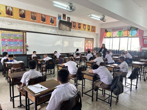 คณะกรรมการตรวจเยี่ยมสนามสอบการประเมินคุณภาพผู้เรียน (์NT) ชั้นประถมศึกษาปีที่ 3 ประจำปีการศึกษา 2566 ของนักเรียนในสังกัดเทศบาลนครแม่สอด