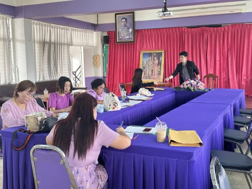 คณะกรรมการตรวจเยี่ยมสนามสอบการประเมินคุณภาพผู้เรียน (์NT) ชั้นประถมศึกษาปีที่ 3 ประจำปีการศึกษา 2566 ของนักเรียนในสังกัดเทศบาลนครแม่สอด