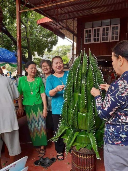 ปราชญ์ชาวบ้าน คุณสมทรง เพชรแทน