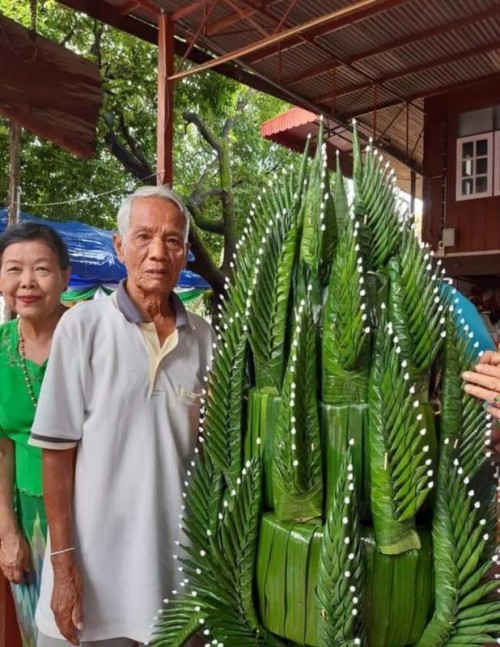 ปราชญ์ชาวบ้าน คุณสมทรง เพชรแทน