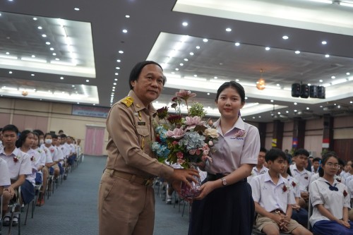 เทศบาลนครแม่สอดจัดกิจกรรมปัจฉิมนิเทศนักเรียนที่สำเร็จการศึกษา ประจำปีการศึกษา 2567