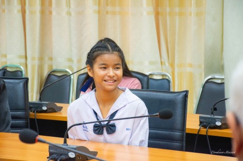 นายกเทศมนตรีนครแม่สอดพร้อมคณะผู้บริหารร่วมแสดงความยินดีและเป็นกำลังใจแก่นักเรียน ที่สามารถทำคะแนนการสอบ RT และ O-NET ได้ 100 คะแนนเต็ม