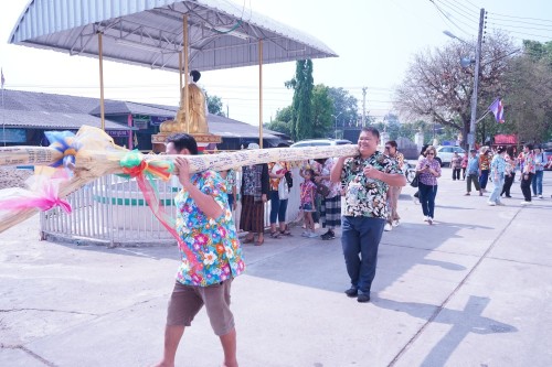 ทศบาลนครแม่สอดร่วมจัดกิจกรรมโครงการแห่ไม้ก๊ำสะหลี ประจำปี 2567