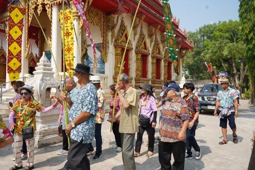 ทศบาลนครแม่สอดร่วมจัดกิจกรรมโครงการแห่ไม้ก๊ำสะหลี ประจำปี 2567