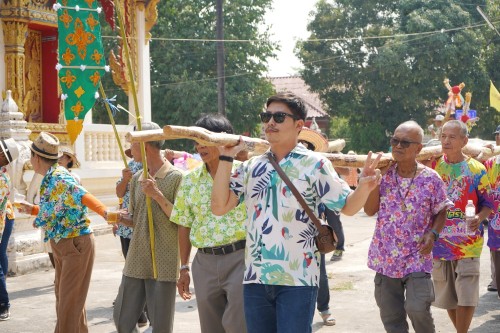 ทศบาลนครแม่สอดร่วมจัดกิจกรรมโครงการแห่ไม้ก๊ำสะหลี ประจำปี 2567