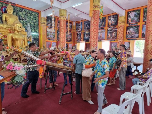 ทศบาลนครแม่สอดร่วมจัดกิจกรรมโครงการแห่ไม้ก๊ำสะหลี ประจำปี 2567