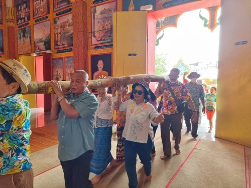 ทศบาลนครแม่สอดร่วมจัดกิจกรรมโครงการแห่ไม้ก๊ำสะหลี ประจำปี 2567