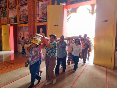 ทศบาลนครแม่สอดร่วมจัดกิจกรรมโครงการแห่ไม้ก๊ำสะหลี ประจำปี 2567