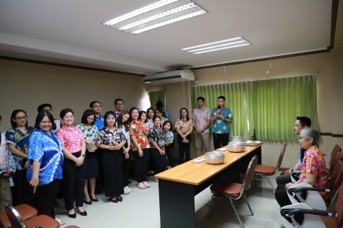 จัดกิจกรรมรดน้ำขอพร เนื่องในประเพณีสงกรานต์ ประจำปี 2567