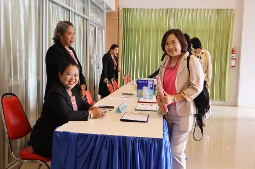 กองการเจ้าหน้าที่ จัดอบรมโครงการฝึกอบรมพัฒนาบุคลากรของเทศบาลนครแม่สอด