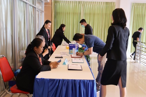 กองการเจ้าหน้าที่ จัดอบรมโครงการฝึกอบรมพัฒนาบุคลากรของเทศบาลนครแม่สอด