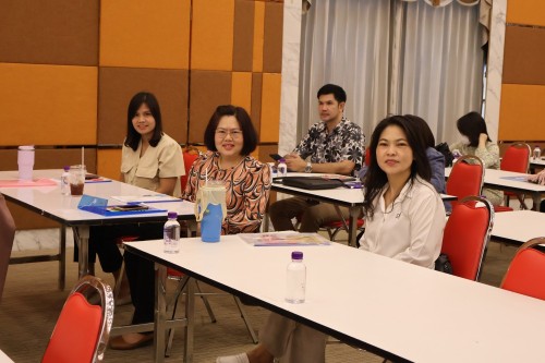 กองการเจ้าหน้าที่ จัดอบรมโครงการฝึกอบรมพัฒนาบุคลากรของเทศบาลนครแม่สอด