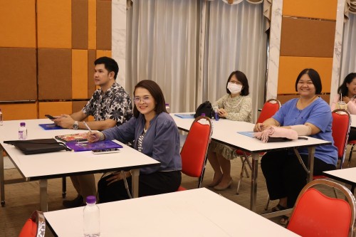 กองการเจ้าหน้าที่ จัดอบรมโครงการฝึกอบรมพัฒนาบุคลากรของเทศบาลนครแม่สอด