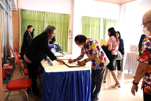 กองการเจ้าหน้าที่ จัดอบรมโครงการฝึกอบรมพัฒนาบุคลากรของเทศบาลนครแม่สอด