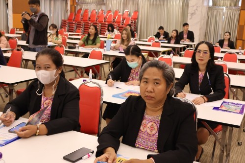 กองการเจ้าหน้าที่ จัดอบรมโครงการฝึกอบรมพัฒนาบุคลากรของเทศบาลนครแม่สอด