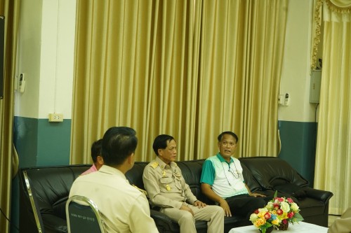 ายกเทศมนตรีนครแม่สอดพร้อมคณะผู้บริหารลงพื้นที่ตรวจเยี่ยมสถานศึกษาในสังกัด