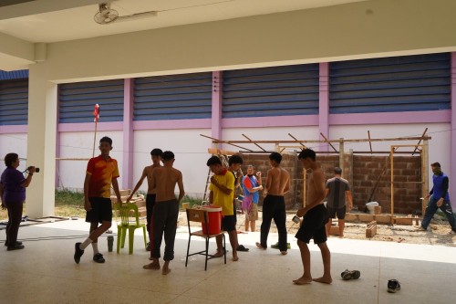 รองนายกเทศมนตรีนครแม่สอดพร้อมคณะผู้บริหารลงพื้นที่ตรวจเยี่ยมสถานศึกษาในสังกัด