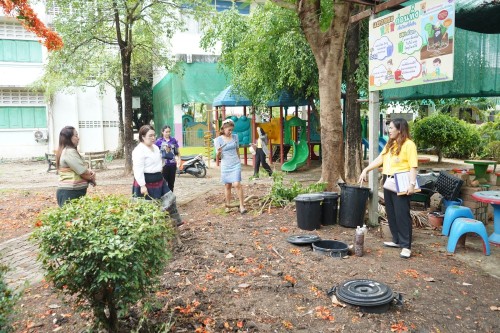 ท้องถิ่นจังหวัดตากลงพื้นที่ติดตามกิจกรรมการสร้างความมั่นคงทางอาหารอย่างยั่งยืนของสถานศึกษาสังกัดองค์กรปกครองส่วนท้องถิ่น