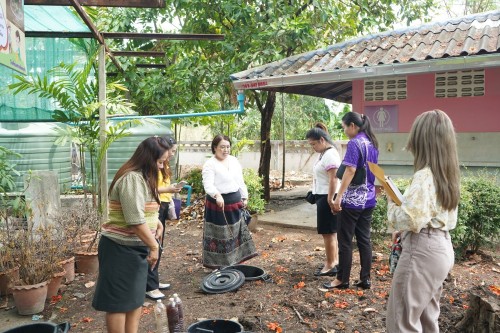ท้องถิ่นจังหวัดตากลงพื้นที่ติดตามกิจกรรมการสร้างความมั่นคงทางอาหารอย่างยั่งยืนของสถานศึกษาสังกัดองค์กรปกครองส่วนท้องถิ่น