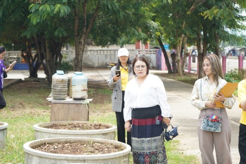 ท้องถิ่นจังหวัดตากลงพื้นที่ติดตามกิจกรรมการสร้างความมั่นคงทางอาหารอย่างยั่งยืนของสถานศึกษาสังกัดองค์กรปกครองส่วนท้องถิ่น