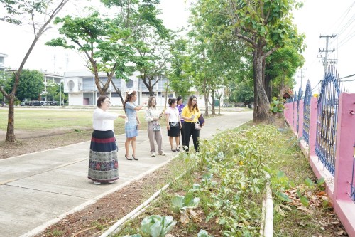 ท้องถิ่นจังหวัดตากลงพื้นที่ติดตามกิจกรรมการสร้างความมั่นคงทางอาหารอย่างยั่งยืนของสถานศึกษาสังกัดองค์กรปกครองส่วนท้องถิ่น