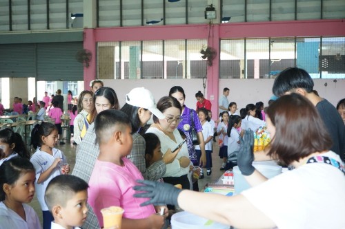 ท้องถิ่นจังหวัดตากลงพื้นที่ติดตามกิจกรรมการสร้างความมั่นคงทางอาหารอย่างยั่งยืนของสถานศึกษาสังกัดองค์กรปกครองส่วนท้องถิ่น