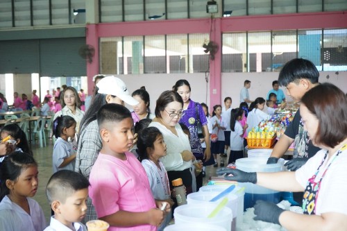 ท้องถิ่นจังหวัดตากลงพื้นที่ติดตามกิจกรรมการสร้างความมั่นคงทางอาหารอย่างยั่งยืนของสถานศึกษาสังกัดองค์กรปกครองส่วนท้องถิ่น