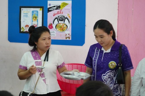 ท้องถิ่นจังหวัดตากลงพื้นที่ติดตามกิจกรรมการสร้างความมั่นคงทางอาหารอย่างยั่งยืนของสถานศึกษาสังกัดองค์กรปกครองส่วนท้องถิ่น