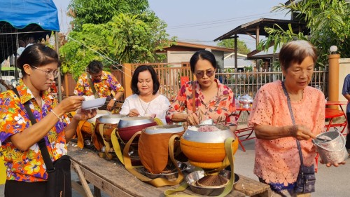 ปราชญ์ชาวบ้าน คุณจำลอง แสงราช สืบชะตาชุมชน