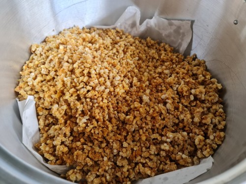 น้ำพริกแคบหมู กลุ่มพัฒนาสตรี ชุมชนประชารักษ์ 