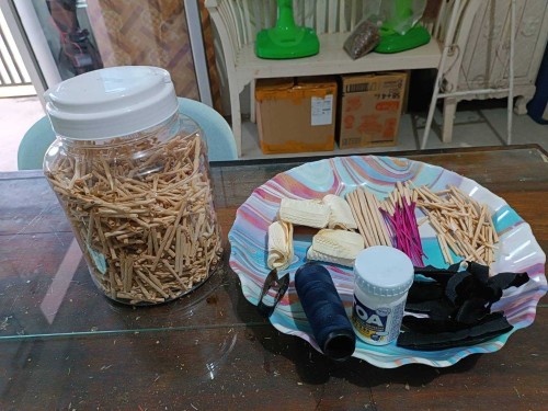 ดอกไม้จันทร์ นางทองใบ ยะคำนะ