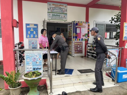 เจ้าหน้าที่เทศกิจ ออกตรวจตามมาตรการรักษาความปลอดภัยในโรงเรียน เขตเทศบาลนครแม่สอด 20/6/2567