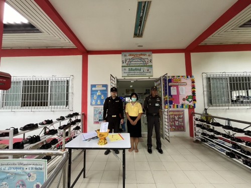 เจ้าหน้าที่เทศกิจ ออกตรวจตราตามมาตรการรักษาความปลอดภัยในโรงเรียน เขตเทศบาลนครแม่สอด 24/6/2567