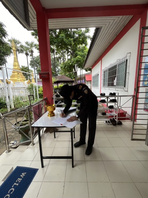 เจ้าหน้าที่เทศกิจ ออกตรวจตราตามมาตรการรักษาความปลอดภัยในโรงเรียน เขตเทศบาลนครแม่สอด 24/6/2567