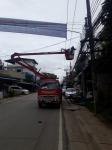 งานไฟฟ้า ได้ออกพื้นที่ซ่อมแซมไฟฟ้าส่องสว่างถนนสาธารณะในเขตชุมชนต่าง ๆ