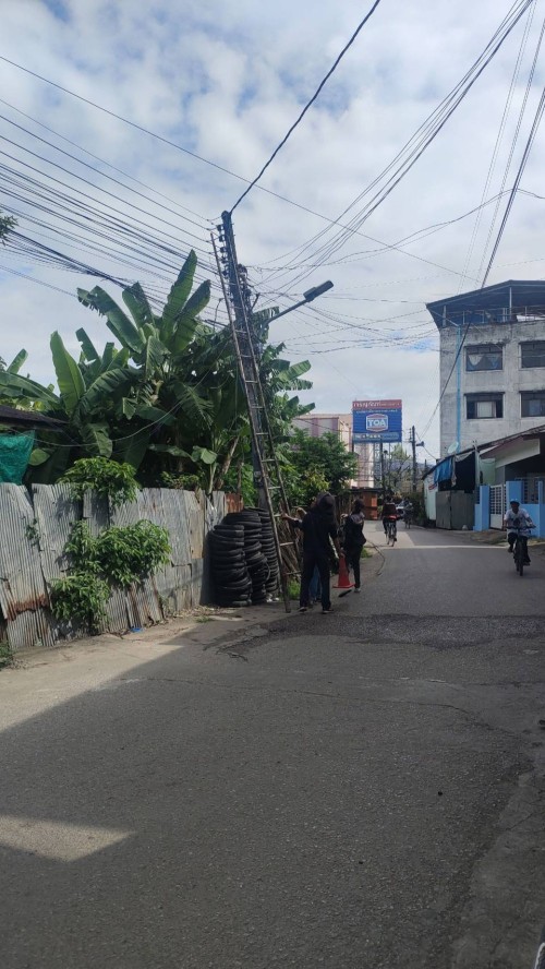 เจ้าหน้าที่กองยุทธศาสตร์และงบประมาณ ดำเนินการตามคำร้อง ขอซ่อมแซมเคเบิ้ลทีวี