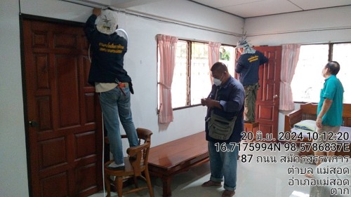 เจ้าหน้าที่กองยุทธศาสตร์และงบประมาณ ดำเนินการตามคำร้องขอซ่อมแซมเคเบิ้ลทีวี และขอใช้ข้อมูลจากกล้องวงจรปิด