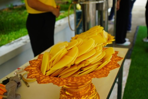 เทศบาลนครแม่สอดจัดพิธีหล่อเทียนจำนำพรรษา ประจำปี 2567